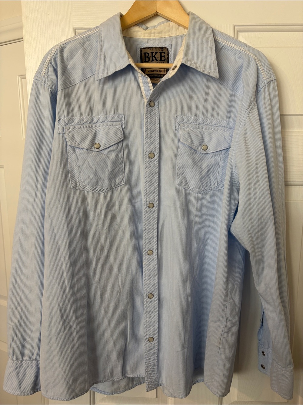 BKE Men's Pale Blue Pinstripe Button-Down Shirt